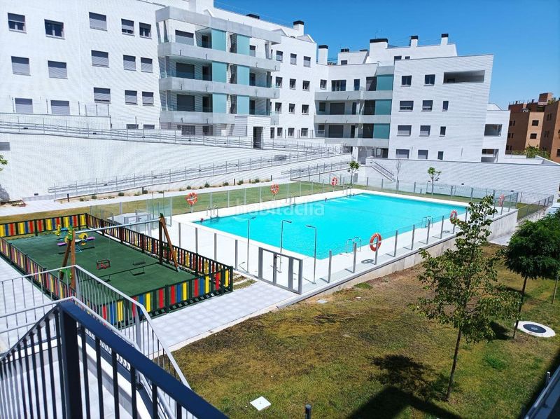 Foto fcb786be-0c69-4758-ae99-cb0ebf96acb1. Dúplex amb calefacció aparcament piscina a San Crispín-La Estación Consorcio Colmenar Viejo