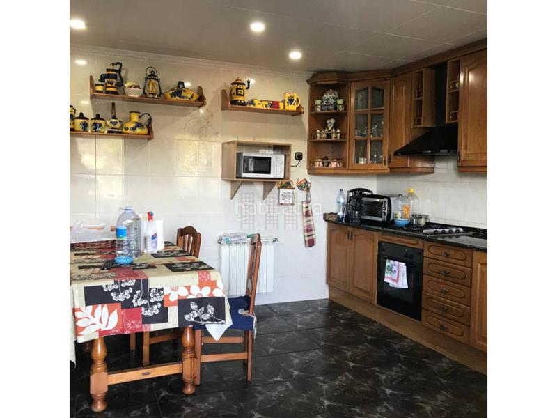 Foto fe54da21-e9e8-42a7-80ab-8e0f433938fd. Casa amb piscina a Vilanova del Vallès