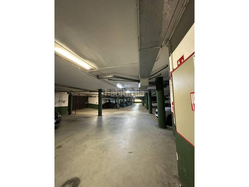 Foto f40478f3-0b95-446c-b624-1a009194522a. Autoparkplatz in Vilanova del Vallès