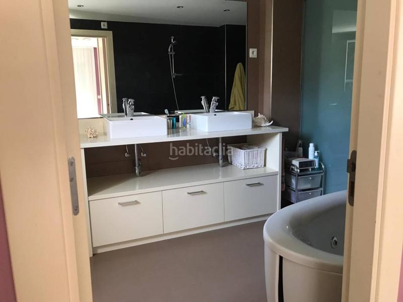 Foto 5dacfb3b-efdb-42e1-8049-f82b303799c3. Casa  en venta en Vallromanes