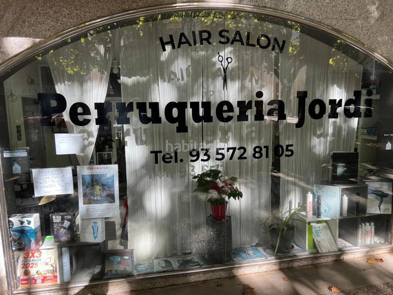 Foto ecf99cb7-4187-4a1c-9b45-1f1d384bdeb5. Traspaso local comercial traspaso de peluquería y estética en Vallromanes