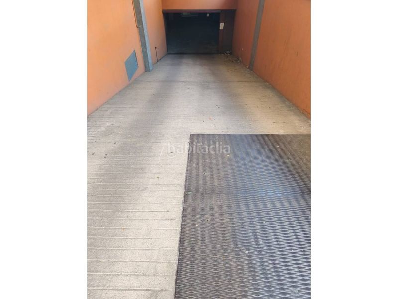 Foto 35c99c75-c6ef-458d-884c-acb2916be009. Affitto posto auto in Vilanova del Vallès