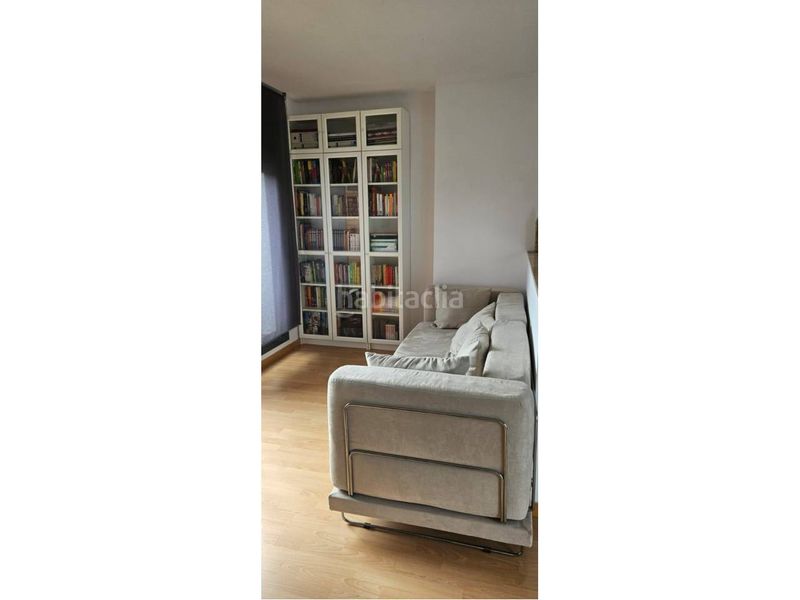 Foto 02f6e90e-54ba-4585-8f88-4ff5ed7777a9. Casa adossada amb calefacció aparcament piscina a Vilanova del Vallès