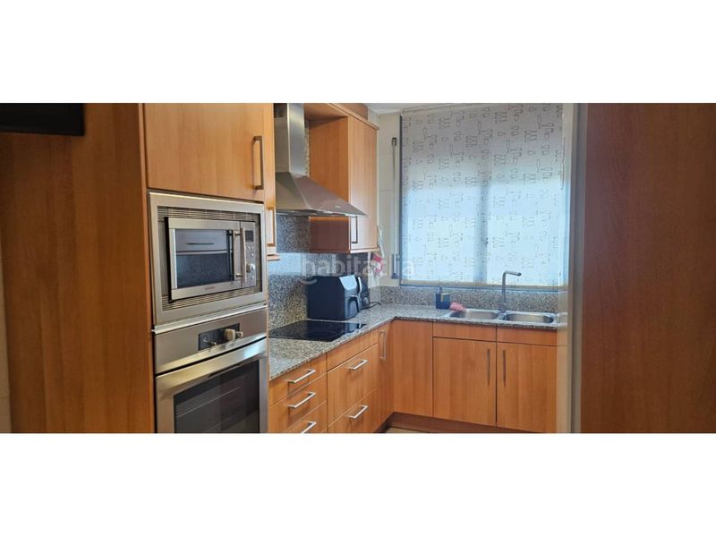 Foto 16504e11-dfde-4a81-8545-577bf81664cb. Casa adossada amb calefacció aparcament piscina a Vilanova del Vallès