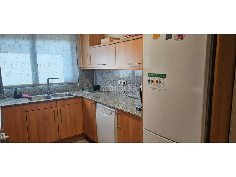 Foto 3db1a326-253e-4dc5-aced-499f21c58d66. Casa adossada amb calefacció aparcament piscina a Vilanova del Vallès