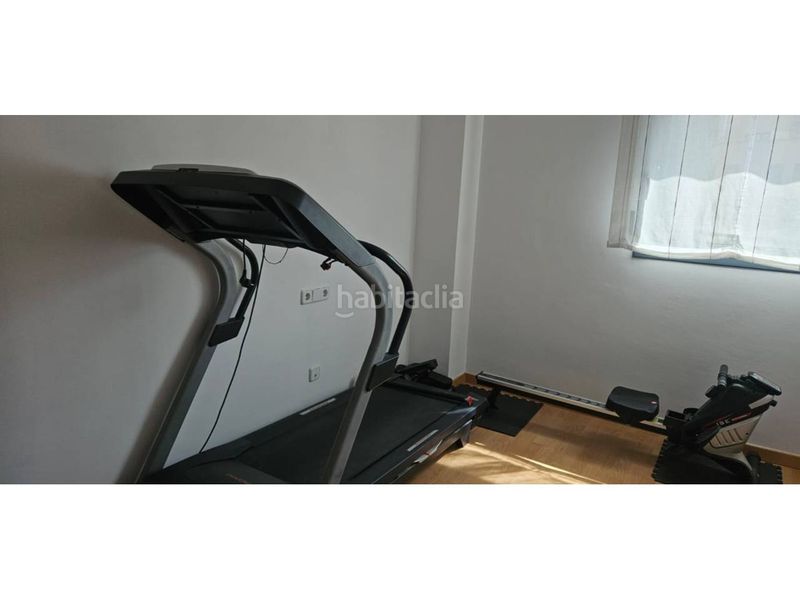 Foto 49d4a0da-fa50-4d72-b514-34dc3a22c8e8. Casa adossada amb calefacció aparcament piscina a Vilanova del Vallès