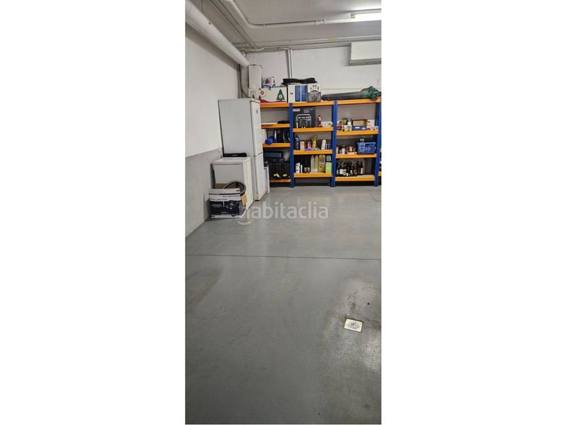 Foto ab3124de-1b8f-41c2-af5a-7c7230323002. Casa adossada amb calefacció aparcament piscina a Vilanova del Vallès