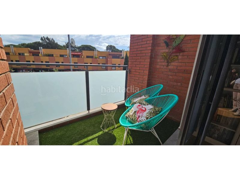 Foto b5114a68-9cd4-49b5-bfcf-7a7266bd6c3a. Casa adossada amb calefacció aparcament piscina a Vilanova del Vallès