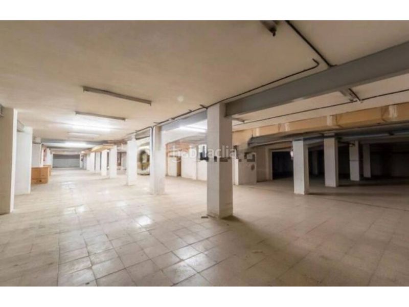 Foto 1ddb8e27-6a1e-47da-959f-3df22e368d2e. Local comercial a Hostal Granollers