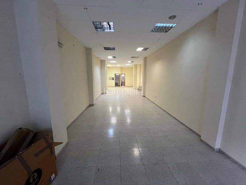 Foto 99b39b19-4aa1-4b3a-8e40-52865bb098a3. Rent business premise in Centro Cuenca