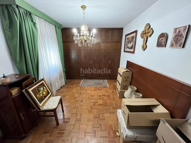 Foto a8baf885-21e2-4f6f-81a8-1d4ca88eb152. Flat with heating in Centro Cuenca