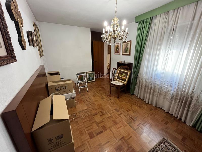 Foto def6af66-1709-46a9-9732-8e21a2953933. Flat with heating in Centro Cuenca