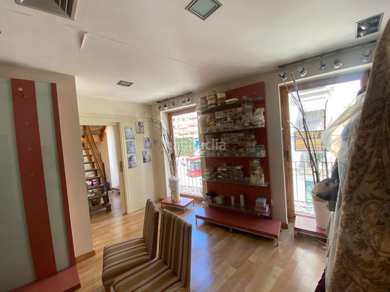 Foto 732e99c6-e8d8-4004-98a5-b6d423d9ccca. Local comercial a Centro Cuenca