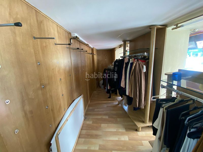 Foto f8ff13ea-b3a1-47ed-bb2c-6061ca2cab3b. Local comercial a Centro Cuenca