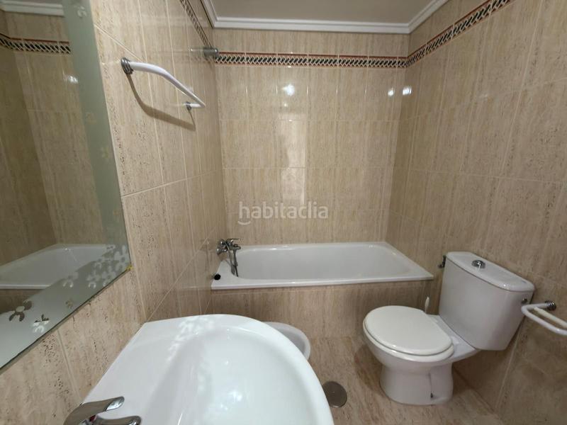 Foto 74a24ad1-c31f-4da2-8914-6d2ff7dcd3d8. Casa amb calefacció a San Fernando - Carretera de Valencia Cuenca