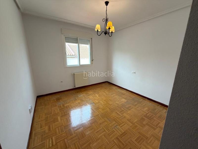 Foto c8681646-e15a-425e-a810-611a4c439162. Casa amb calefacció a San Fernando - Carretera de Valencia Cuenca