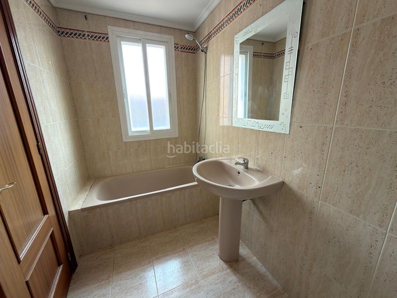 Foto 21763b67-2190-4a68-bfad-9aed22bf1c70. Casa amb calefacció a San Fernando - Carretera de Valencia Cuenca