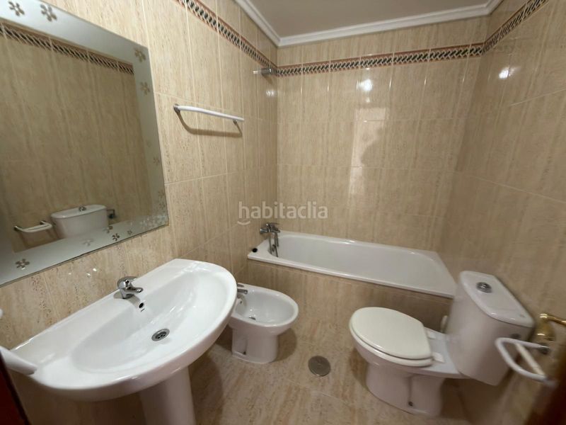 Foto e110481b-566e-4a38-bab6-03bbb3866bbe. Casa amb calefacció a San Fernando - Carretera de Valencia Cuenca