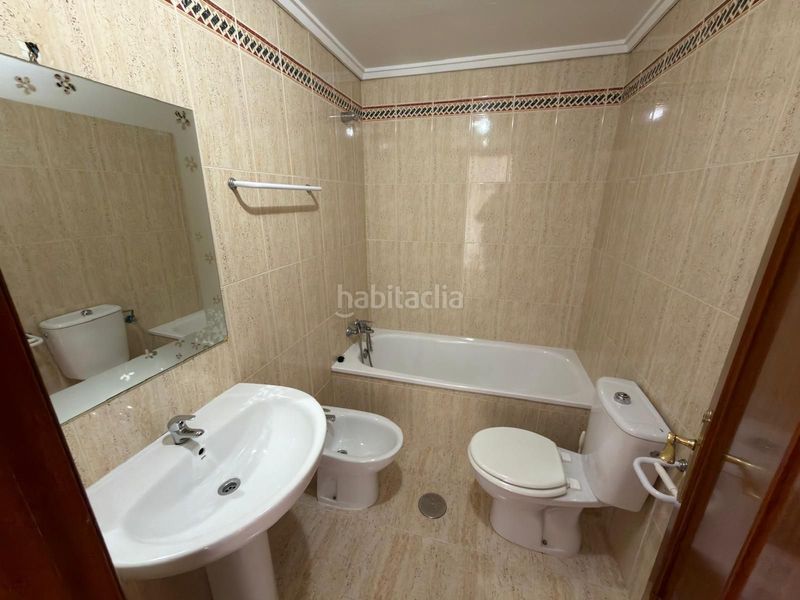 Foto e14ec355-8792-48f5-8ef5-905be23e1fea. Casa amb calefacció a San Fernando - Carretera de Valencia Cuenca