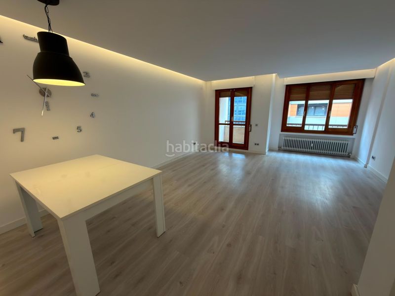 Foto d38c6186-3d16-444f-827a-a3f3c71eeeb8. Rent flat with heating in Centro Cuenca