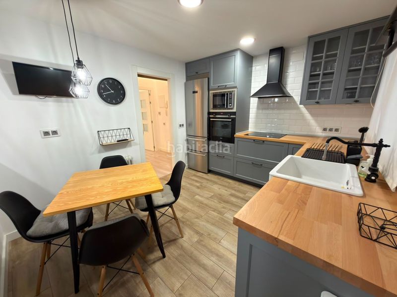 Foto e480fb2b-dd0c-4e53-be06-119c31d37202. Rent flat with heating in Centro Cuenca