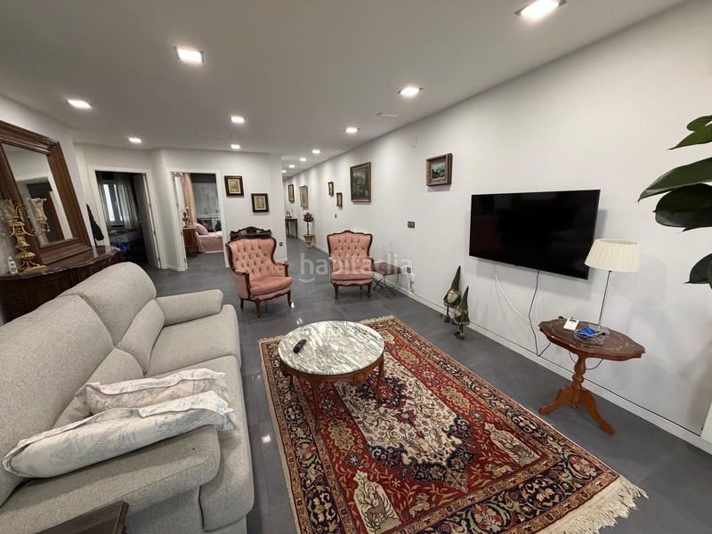 Foto b83609dd-3ecf-4c38-9e89-22b8a7849352. Flat in Centro Cuenca