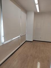 Lloguer Local Comercial a La Torrassa. Local en alquiler en santa eulalia