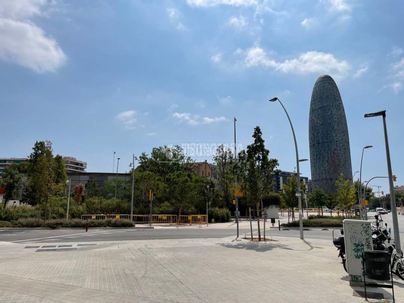 Foto 67a2498a-7086-47b2-9185-33bfb48ea867. Pis amb calefacció a El Clot Barcelona