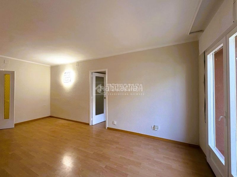 Foto 5df98701-8a26-4327-9ae0-b1e35def6475. Pis a El Clot Barcelona