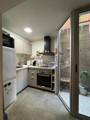 Etagenwohnung in El Clot. Piso en venta en barcelona