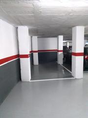 Parking coche  Carrer de la creu gran. Plaza de párquing para coche pequeño zona centro