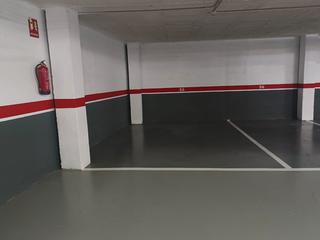 Autoparkplatz in Carrer de la Creu Gran