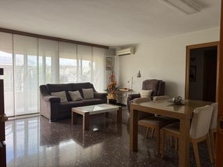 Appartement  Carrer del pla de l'ametllera. Amplio piso ideal para familias parking incluido (vivienda vpo ,