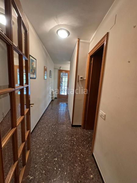 Foto f93bd1b7-884e-4f3a-89d1-f133bb5f7f3c. Piso amplio piso ideal para familias en San Pere Terrassa