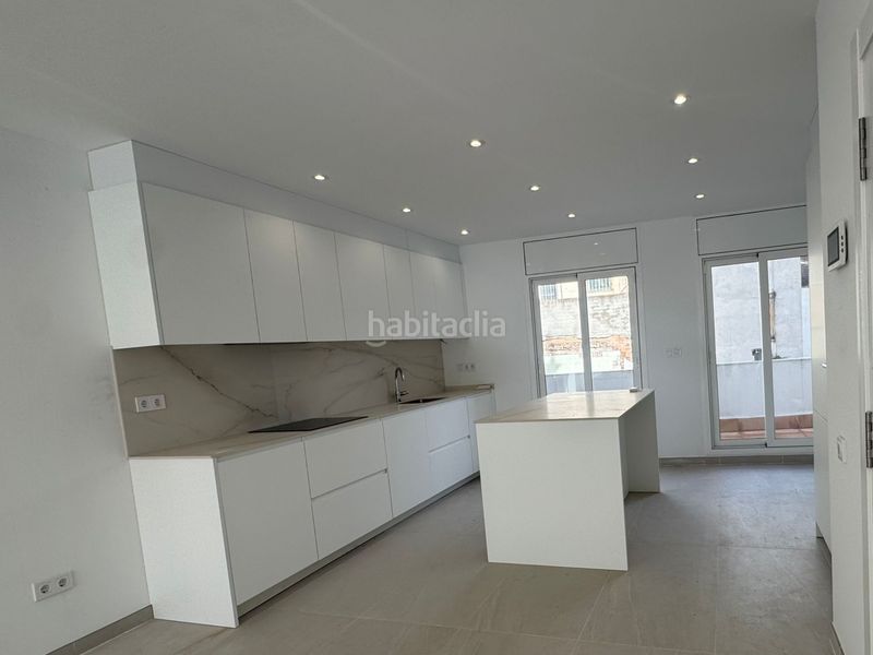 Foto 9350676d-2c76-4b48-a742-ddd0396a9d90. Casa adossada amb calefacció aparcament a Can Fatjó-Sant Jordi Park-Plana del Castell Rubí