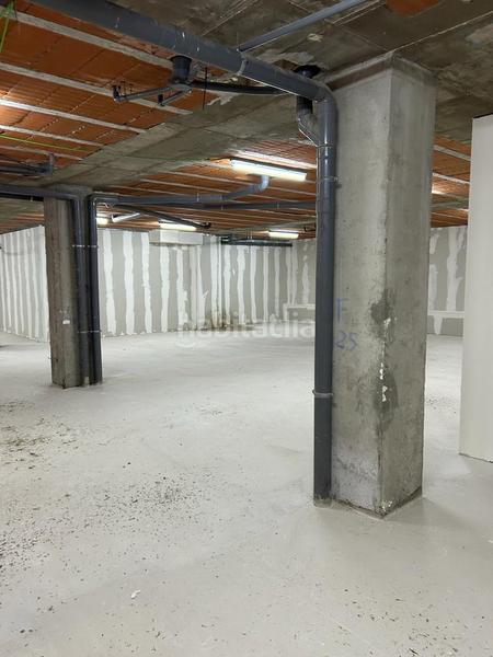 Foto c054af22-11d6-4763-ac43-0a05e2cee095. Affitto locale commerciale in n/a 6 in El Quiñón Seseña