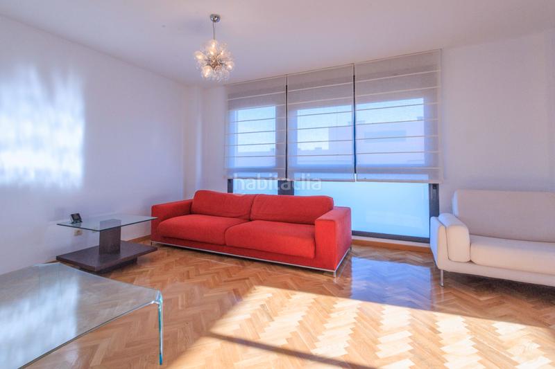 Foto 176c82ea-15fc-424a-8bc2-a020b7a7d401. Dúplex atico duplex en los castillos , en Valderas-Los Castillos Alcorcón