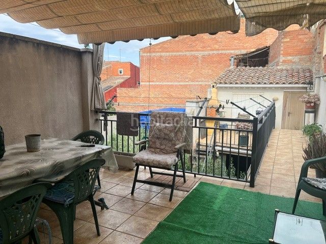 Foto d20ff47c-f105-4678-9b2b-468f8ba9d93e. Casa a carrer del comerç 4 a Borges Blanques (Les)