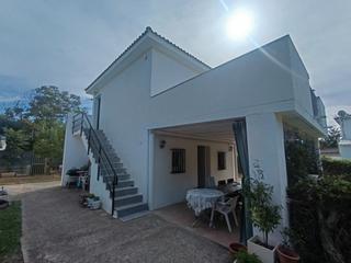 Casa  Cami de sant just 35. Vivienda recien reformada ideal vivienda.