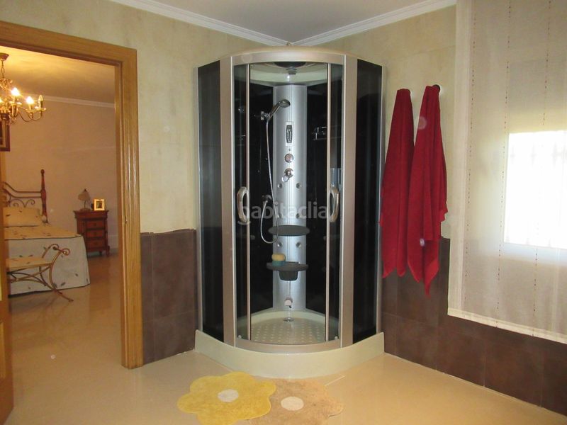 Foto 8d3a6695-5c71-4609-bbed-d2ee130e4a4b. Xalet amb calefacció aparcament piscina a Sol y Luz Sant Vicent del Raspeig