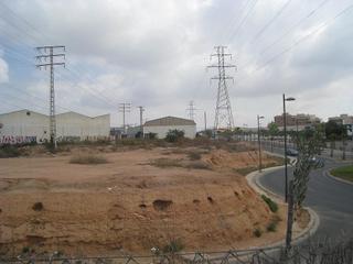 Terreny residencial a Centro. Zona ronda sur3.000m2 aprox de terreno industrial, actualmente s