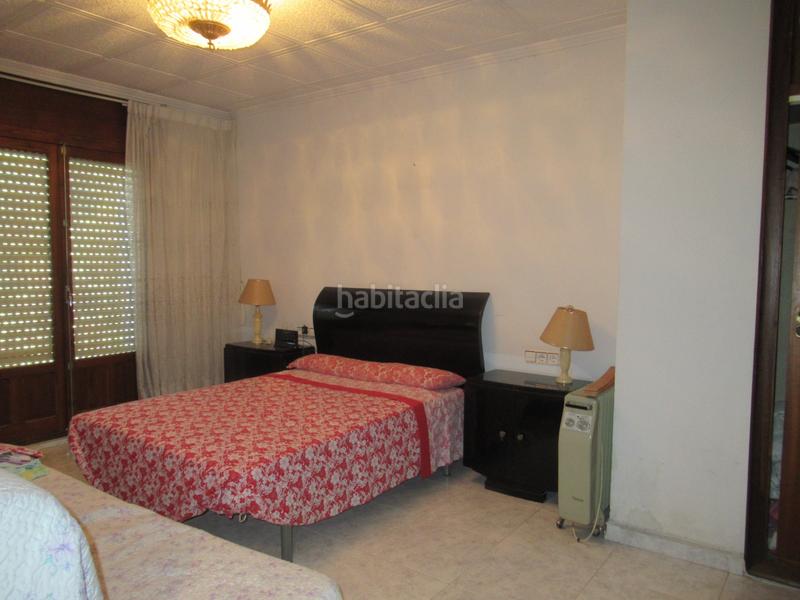 Foto d96a7c19-fa42-4689-9fdf-a81ec131f946. Edifici a Benalúa Alicante