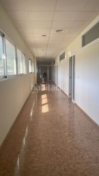 Foto bf6d0cff-6113-4b1b-9faf-b0d7fa63b047. Nau industrial a La Nucia Pueblo Nucia (la)