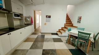 Appartement  Carrer sant vicent 12. Oportunidad en el casco histórico de petrer – vivienda con terra