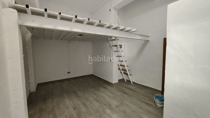 Foto f420ff6b-9d76-45e7-a181-83297f0f33ec. Lloguer local comercial a Plaza de Toros-Avenida Chapí-Trinquete Elda