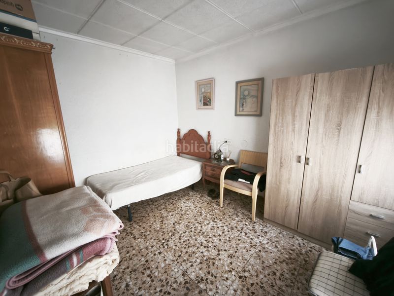 Foto e20ad931-a7c6-46be-a363-4b1437785e77. Casa a Plaza de Toros-Avenida Chapí-Trinquete Elda