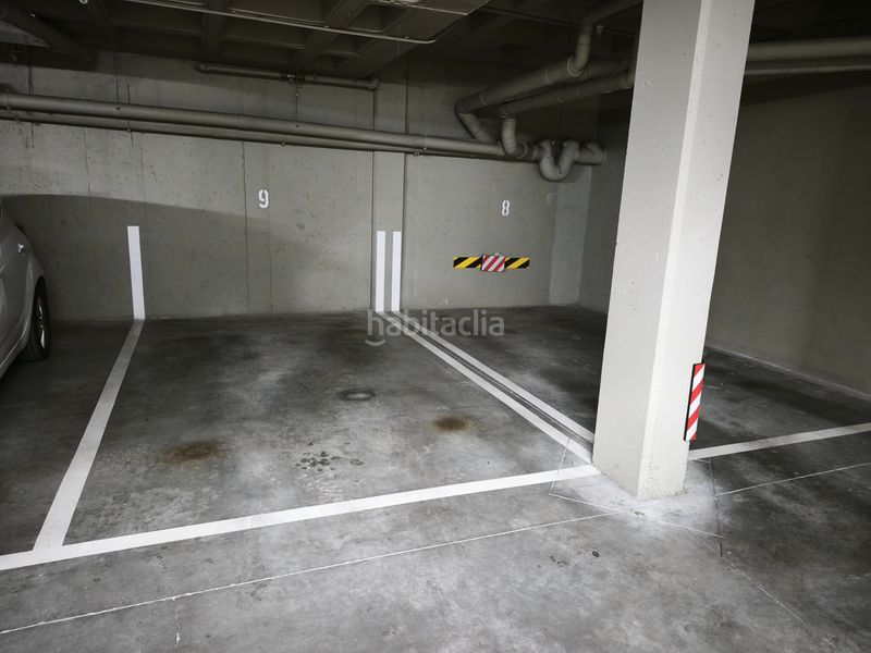 Foto afdc2ef5-b50a-48b0-8592-83c0141f97f0. Aparcament cotxe a Petrer