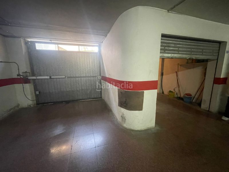Foto 96cf23ae-0a80-49b8-bfb1-19013c4f46ab. Aparcament cotxe a Petrer
