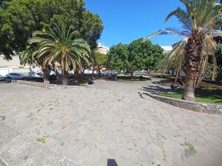 Pis a La Salle - Cuatro Torres. Piso en venta en la salle, 3 dormitorios.