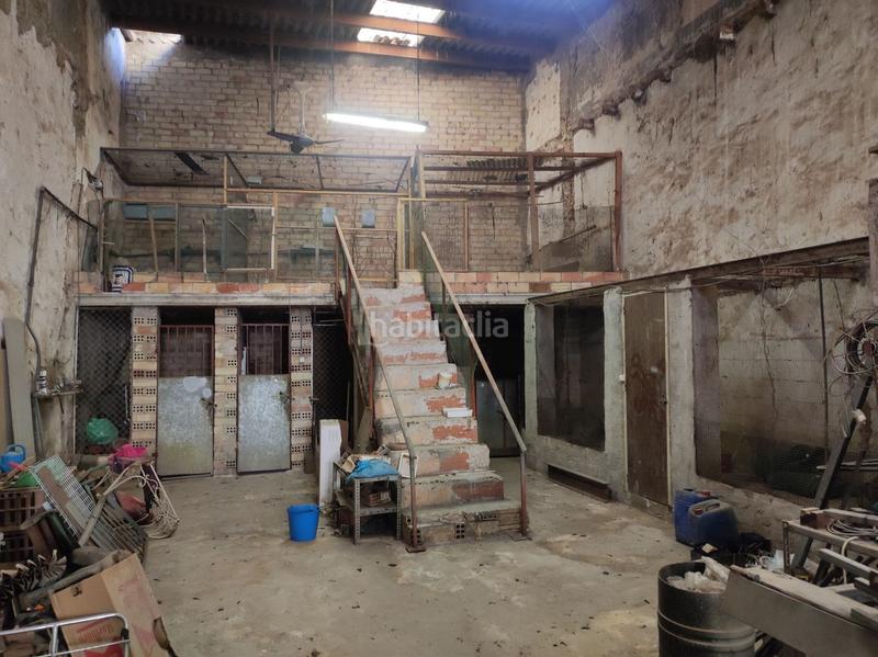 Foto cfc9e85b-9fce-4f44-941d-70c9082a3d20. Edificio  en venta . en Ulldecona